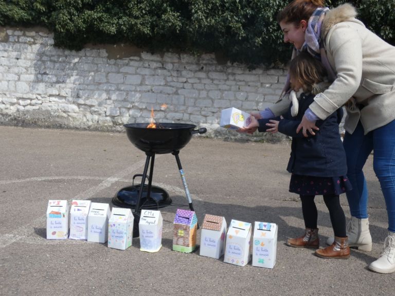 Les boîtes à soucis : un symbole de libération et de renouveau - Ensemble scolaire Saint-Jacques