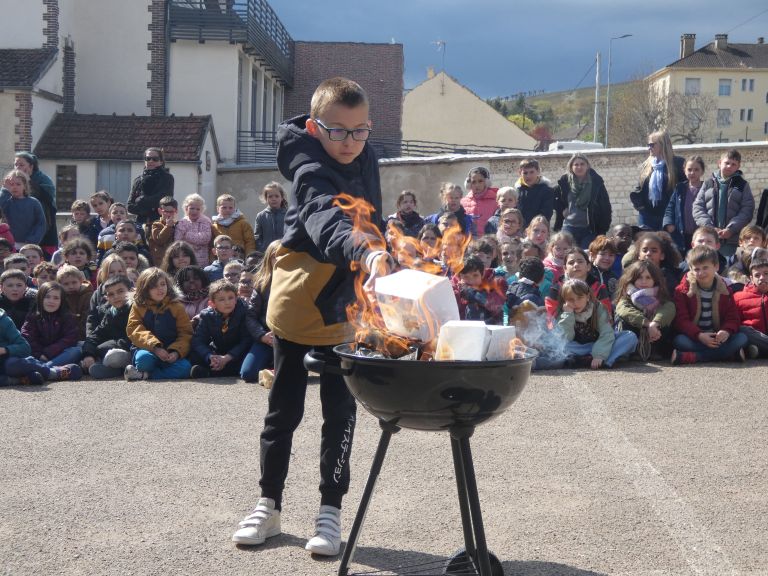 Les boîtes à soucis : un symbole de libération et de renouveau - Ensemble scolaire Saint-Jacques