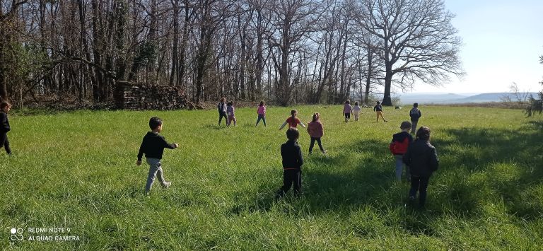 Les élèves de CP et de CE1 célèbrent les 100 jours d'école ! - Ensemble scolaire Saint-Jacques