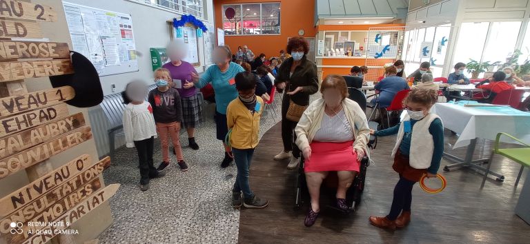 Lien intergénérationnel avec le centre de gériatrie de Joigny - Ensemble scolaire Saint-Jacques